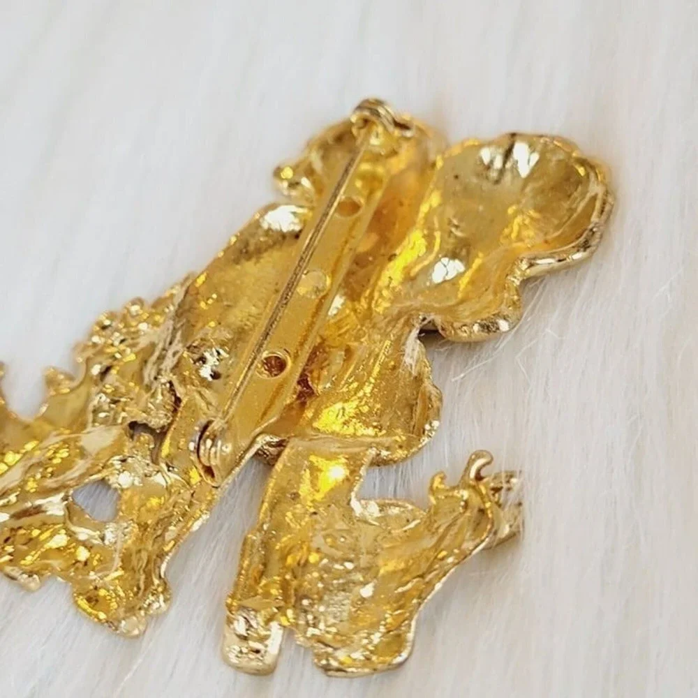 Vintage Santa Claus Brooch Reindeer Brushed Gold Tone 2.25